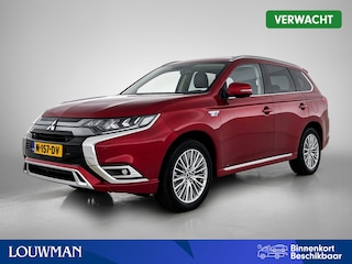 Mitsubishi Outlander 2.4 PHEV Intense+ | Schuifdak | Half leer