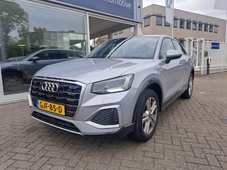 Audi Q2 35 TFSI Advanced edition / carplay /camera / stoel verwarming