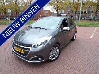 Peugeot 208 1.2 PureTech Signature