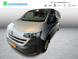 Volkswagen Transporter Bedrijfswagens Life L2 160 kW (218 pk) Elektrische aandrijving | Multifunctioneel kunstlederen stuurwiel | Voorruit van gelaagd glas, warmtewerend en verwarmbaar | Kunststof instaplijst voor |