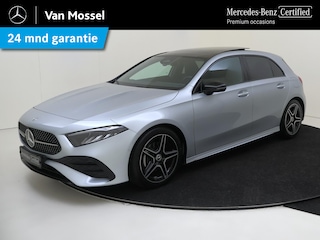 Mercedes-Benz A-klasse 180 AMG Line Panorama Dak / Nightpakket / Parkeercamera / Sfeerverlichting / Stoelverwarming /