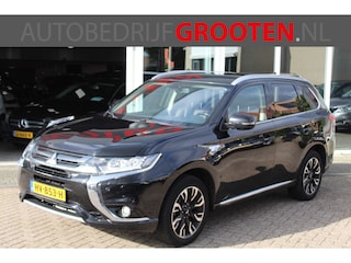 Mitsubishi Outlander 2.0 PHEV instyle//Navi//360 Camera//Trekhaak!!