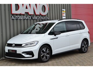 Volkswagen Touran 1.5 TSI DSG Highline R-Line LED/ACC/Keyless