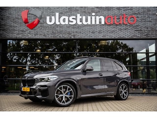 BMW X5 xDrive45e High Executive M-Sport , 4-wielsturing, Softclose, Skylounge, Dravitgrau,