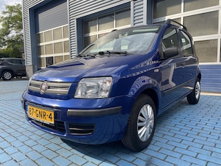 Fiat Panda 1.2 AIRCO NIEUWE DISTRIBUTIE IS VERVANGEN Fiat Panda 1.2 AIRCO NIEUWE DISTRIBUTIERIEM NIEUWE APK 5 DRS