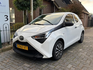 Toyota Aygo 1.0 VVT-i x-fun