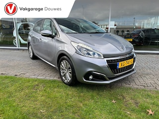 Peugeot 208 1.2 PureTech Signature | NAP | Automaat | Cruise | Navi | Lage KM's!