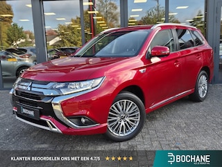 Mitsubishi Outlander 2.4 PHEV Intense S | Navigatie | Trekhaak |