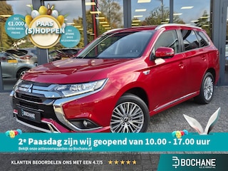 Mitsubishi Outlander 2.4 PHEV Intense S | Navigatie | Trekhaak |