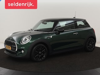 Mini Cooper 1.5 | LED | Navigatie | Carplay | Cruise Control | Sportstoelen | Bleutooth | PDC | Airco