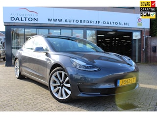 Tesla Model 3 Long Range AWD 75 kWh TREKHAAK / 19" LMV / 1e EIG. / AUTOPILOT/ LEER / PANODAK / INCL. BTW