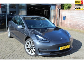 Tesla Model 3 Long Range AWD 75 kWh TREKHAAK / 19" LMV / 1e EIG. / AUTOPILOT/ LEER / PANODAK / INCL. BTW