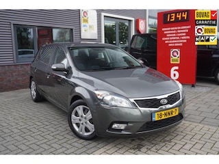 Kia Ceed Cee'd 1.4 CVVT X-ecutive / Trekhaak / Cruise