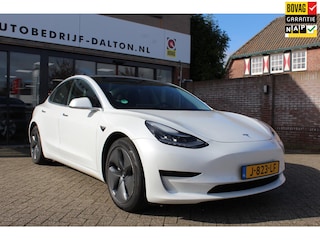 Tesla Model 3 RWD Plus 60 kWh TREKHAAK / 1e EIG. / LAGE KM!! / LEER / PANODAK / INCL.BTW