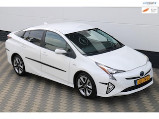 Toyota Prius 1.8 Executive Navi HUD JBL Camera Trekhaak !!