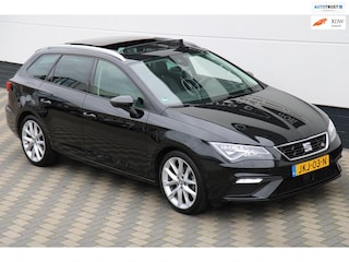 Seat Leon ST 1.5 TSI FR Pano Virtual LED Carplay Camera BTW !!