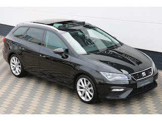Seat Leon ST 1.5 TSI FR Pano Virtual LED Carplay Camera BTW !!