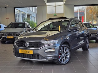 Volkswagen T-Roc 1.5 TSI Highline Pano/Trekhaak/Navi/Top auto!