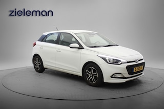 Hyundai i20 1.2 HP i-Motion 5 Deurs - Airco, Cruise