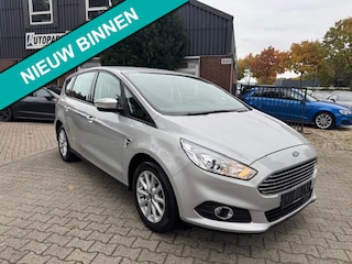 Ford S-MAX 1.5i H6 Clima,Stoel/stuur/voorruit verwarming,Navigatie,trekhaak