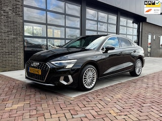 Audi A3 Limousine 35 TFSI Business edition | Digi dash | Camera | Keyless |