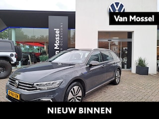 Volkswagen Passat Variant 1.4 TSI PHEV GTE Business | Automaat | Trekhaak | Ergo Stoelen (Alcantara) | Stoelverwarming | Climatronic (Automatische Airco) | Camera |