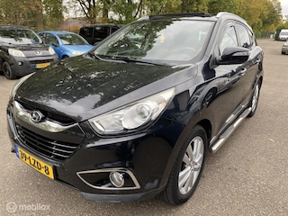 Hyundai ix35 2.0i i-Catcher 154.DKM AUTOMAAT ECC PANO CRUISE NAVI CAM TREKHAAK