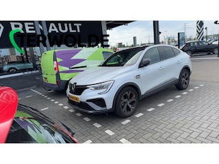 Renault Arkana E-TECH Hybrid 145 R.S. Line | BOSE Audio | Virtual Cockpit | Zwart dak |