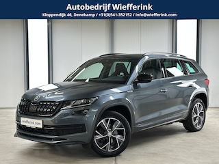 Skoda Kodiaq 1.5 TSI Sportline Business 7p. | Pano | Elek. Trekhaak | ACC | Stoelverwarming | Dodehoek