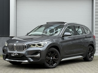 BMW X1 xDrive25e Business Edition Plus | Panoramadak | Head UP Display