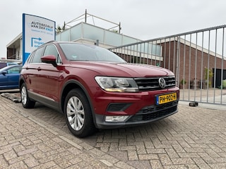 Volkswagen Tiguan 1.4 TSI ACT Connected Series  Elec. Trekhaak  Camera  Elec. kofferklep  DAB+