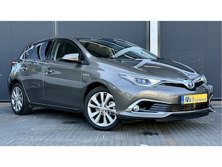 Toyota Auris 1.8 Hybrid Dynamic Ultimate / Pano / Cruis / Stoelverwr.