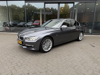 BMW 320i 184pk Luxury,Leer,Xenon,NaviPro,Stoelverw,Clima,Cruise,PDC