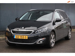 Peugeot 308 SW 1.2 PureTech Blue Lease Premium Panorama/Navigatie/Parkeeersensor v,a/Stoelverwarming