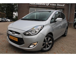 Hyundai ix20 1.6i Achteruitrijcamera, Cruise control, Bluetooth, Parkeersensoren, Navi, Stoelverwarming, Elektrische ramen, 16" LMV