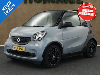Smart Fortwo Cabrio 1.0 Turbo Pure - CRUISE CONTROL - PARKEERSENSOREN ACHTER - STOELVERWARMING - BLUETOOTH TELEFOONVOORBEREIDING - CLIMATE CONTROL - ELEKTRISCHE RAMEN - LICHTMETALEN VELGEN 16 INCH - NAVIGATIE