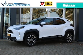 Toyota Yaris 1.5 HYBRID, Apple Carplay/ Android Auto, Clima, etc.