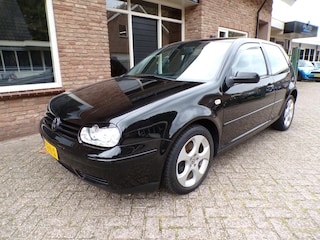 Volkswagen Golf 2.8 VR6 Leder / Clima