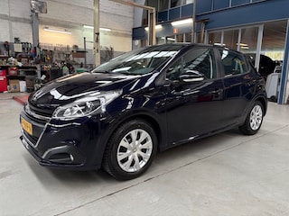 Peugeot 208 1.2 Puretech 82pk 5D Blue Lion | *Uniek! 17.045 Km* | Apple carplay / Android auto | Navigatie | Pdc | Cruise control | NAP | Rijklaar prijs!