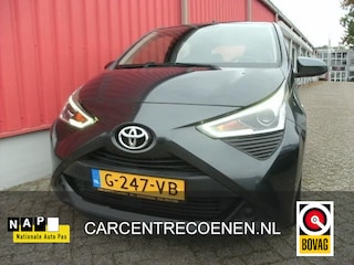 Toyota Aygo 1.0 VVT-i x-play / Airco / Carplay