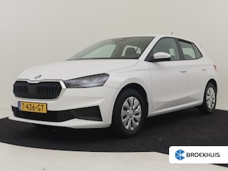 Skoda Fabia 1.0 TSI Ambition l Parkeersensoren l App Connect l Navi by App l Multifunctioneel Lederen stuurwiel l LED l Airco