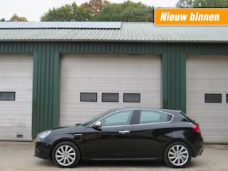 Alfa Romeo Giulietta 1.4 T DISTINCTIVE