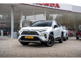 Toyota RAV4 2.5 Hybrid AWD Style Automaat | Bi-Tone | Adaptieve Cruise Control | PDC voor en achter | Stuurverwarming | 1650 kg trekgewicht