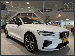 Volvo V60 2.0 T8 AWD R-Design, Pano, 360cam, H/K, Pilot assist, Memory, HUD
