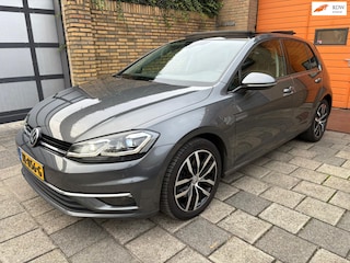 Volkswagen Golf 1.5 TSI Highline Business R (FULL OPTIONS!)