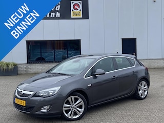 Opel Astra 1.4 Turbo Sport TREKHAAK SPORTSTOELEN NW APK