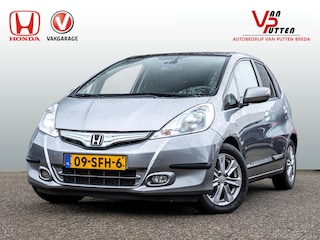 Honda Jazz 1.4 Exclusive | Aut. | NL auto | Volledig Dealeronderhouden | Stoelverwarming | Cruise control | Bluetooth | Panoramadak | PDC achter | Leder |