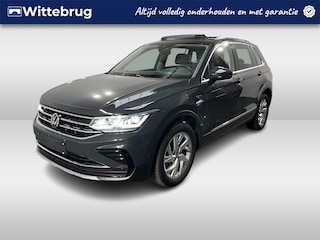Volkswagen Tiguan 1.4 TSI eHybrid Elegance / AUTOMAAT/ 245PK/ PANO/ HEAD-UP DISPLAY/ ELEKTR. STOEL/ LEDER/ PARK. SENSOREN/ 360 CAMERA/ ADAPT. CRUISE/ CLIMA/ STOEL-STUUR VERWARM./ APP-CONNECT