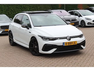 Volkswagen Golf 2.0 TSI R 4Motion / Panoramadak / Camera / Sportuitlaat / 19'' / Matrix LED / Keyless / CarPlay / Stoelverwarming / Dodehoek / DAB / ACC