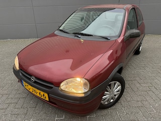 Opel Corsa 1.4i Swing*APK*NAP*RIJD SCHAKEL PRIMA